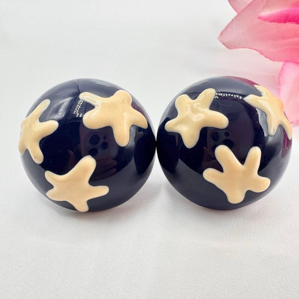 Vintage Patriotic White Stars On Blue Puffy Dome Stud Earrings America USA